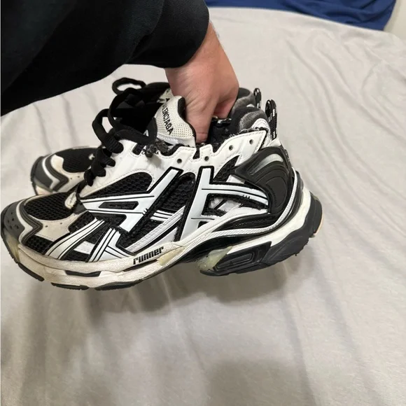 Balenciaga Black and White Athletic Shoes - Picture 3 of 7